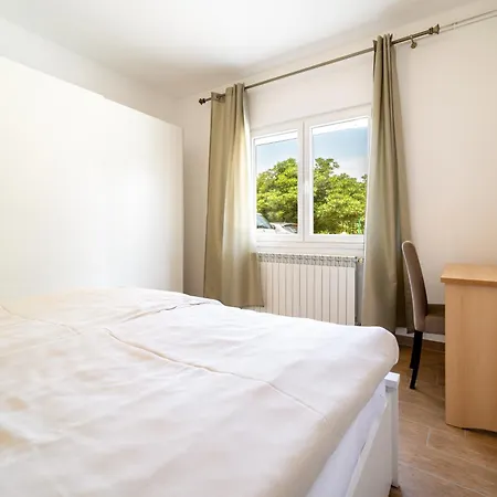 Apartment Visnja Lopar