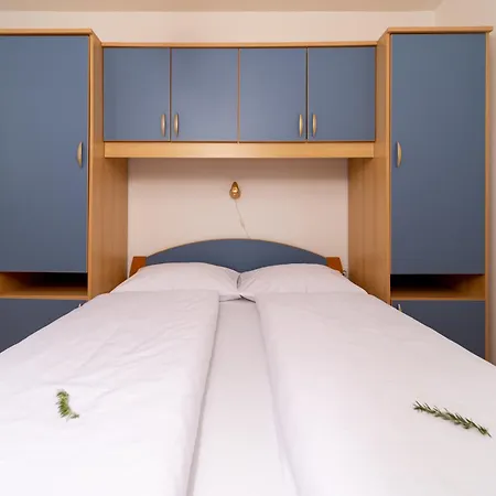 Visnja Apartament Lopar