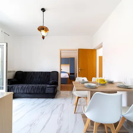 Apartment Visnja
