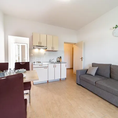 Visnja Apartment Lopar