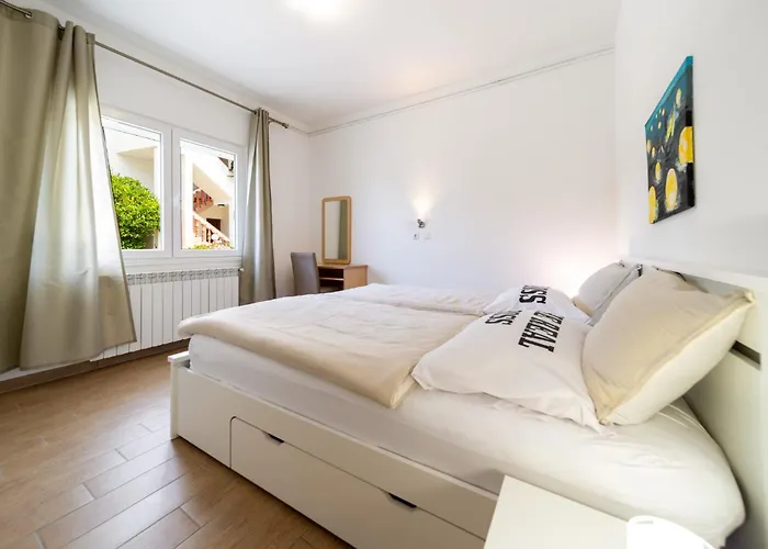 Visnja Apartman Lopar